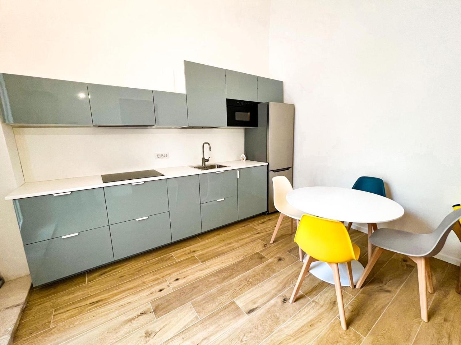 Apartament Andrea'S 12 Bari Zewnętrze zdjęcie