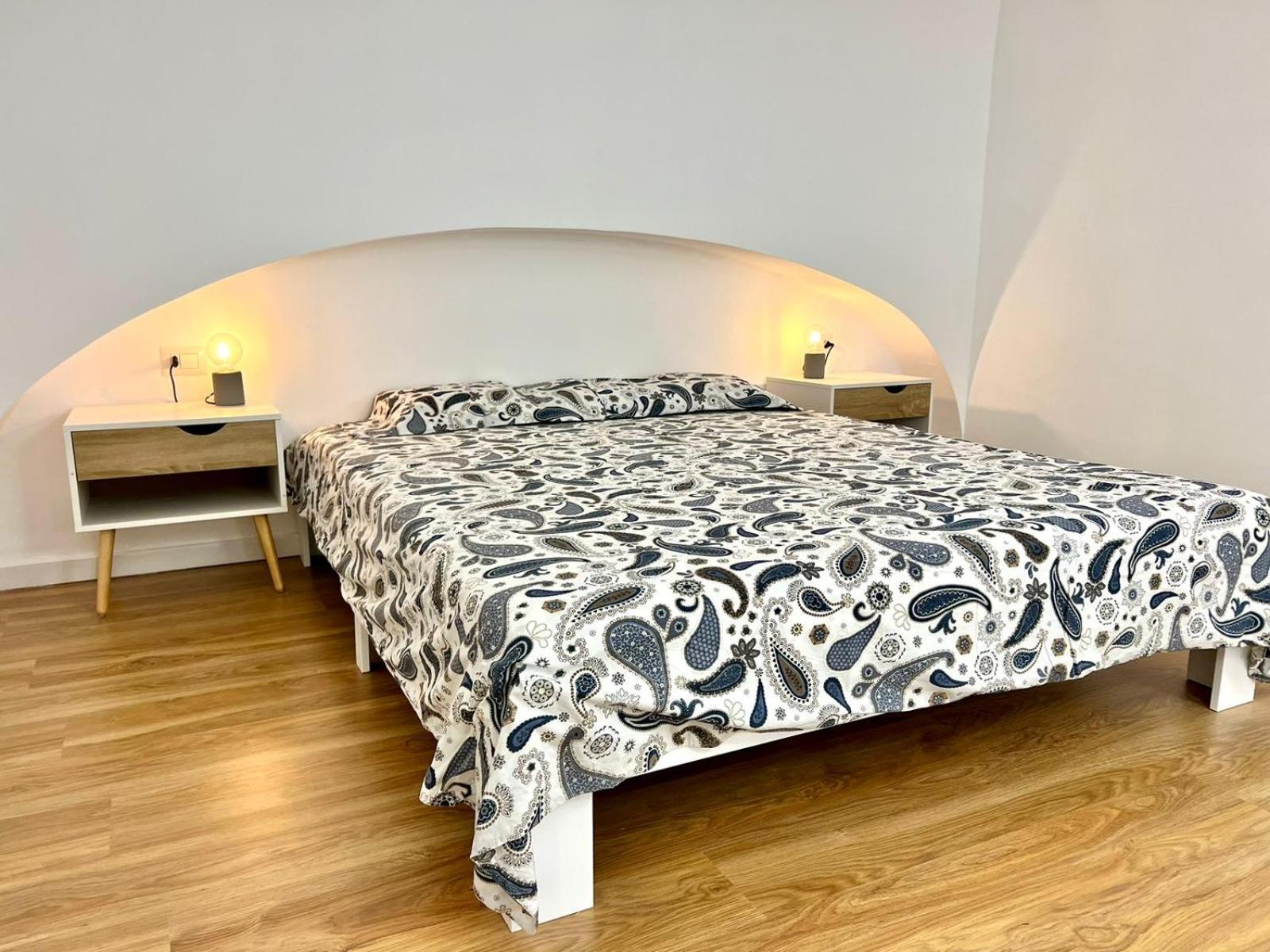 Apartament Andrea'S 12 Bari Zewnętrze zdjęcie