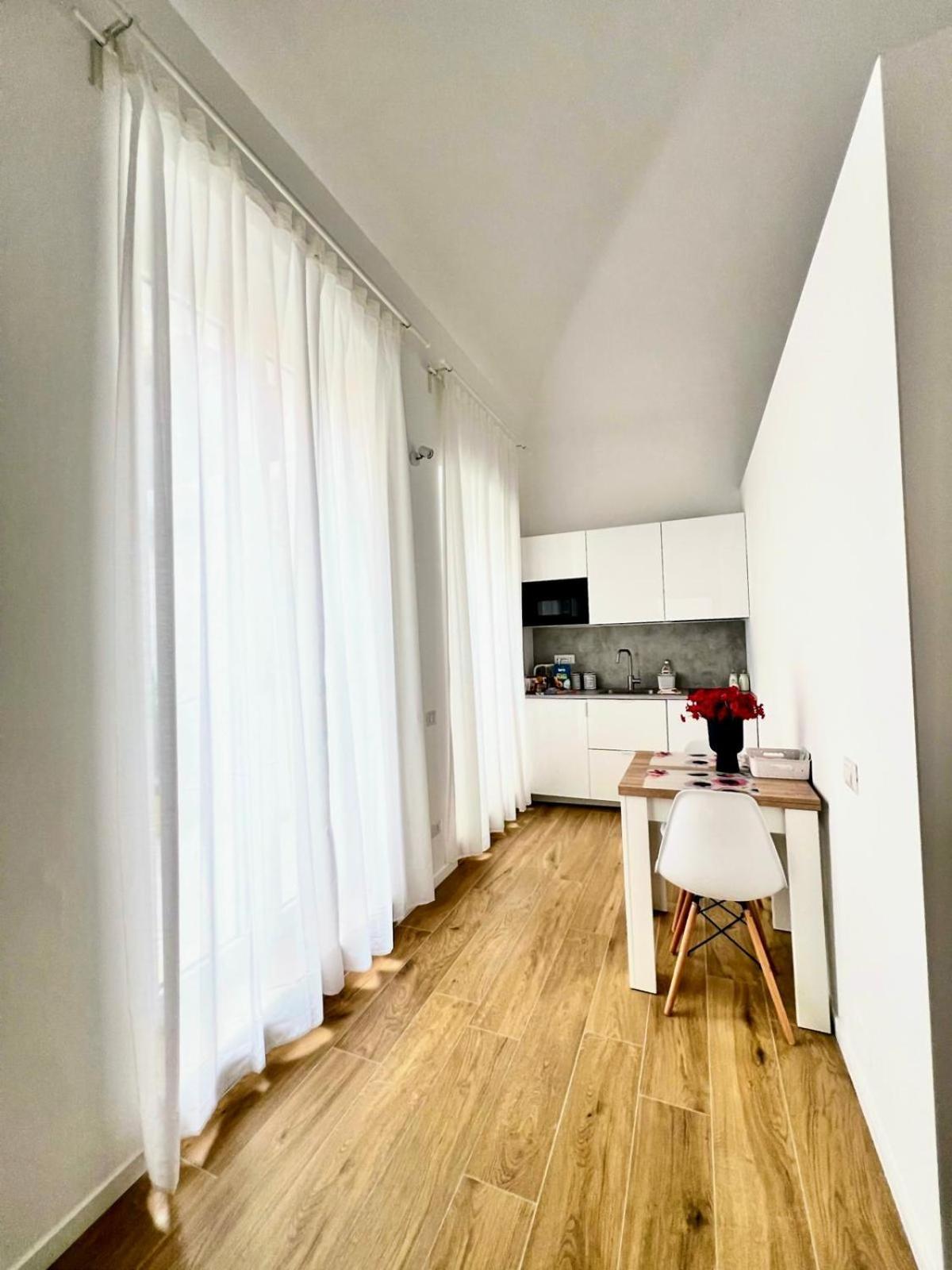 Apartament Andrea'S 12 Bari Zewnętrze zdjęcie