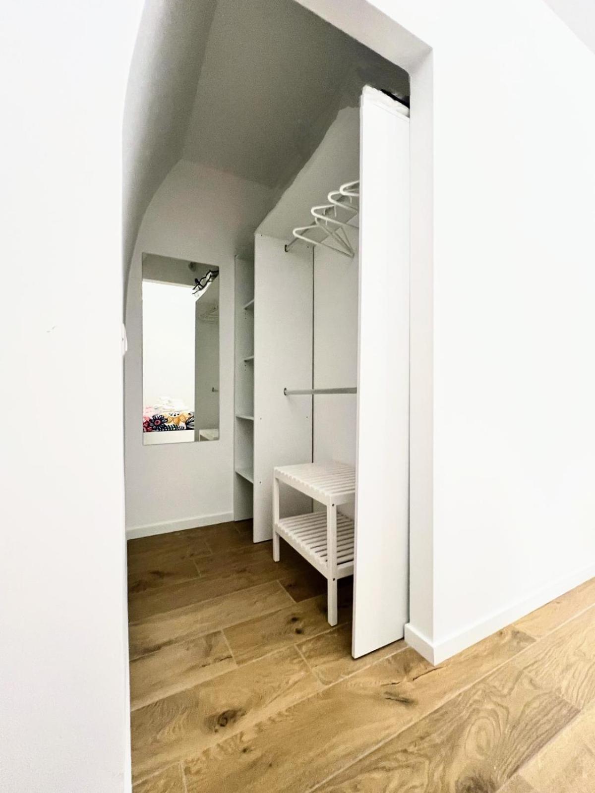 Apartament Andrea'S 12 Bari Zewnętrze zdjęcie